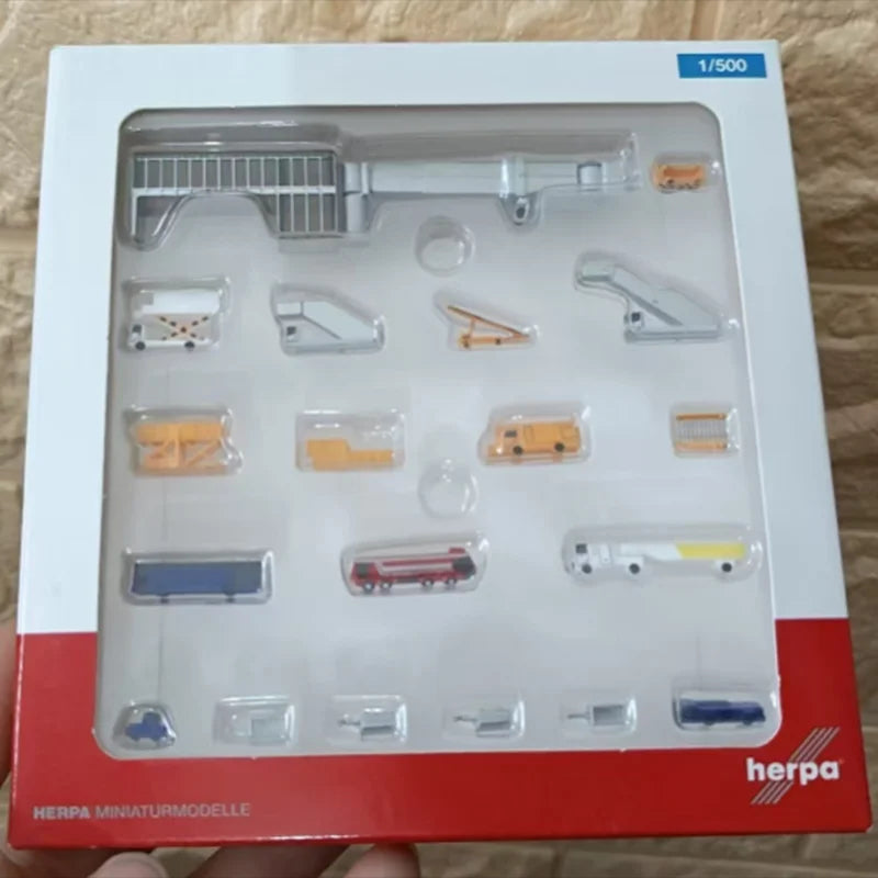 1/400 Scale Airport Ground Support Vehicle Set – Covered Bridge, Command Tower & Aircraft Simulation Accessories for Passenger Airplane Models